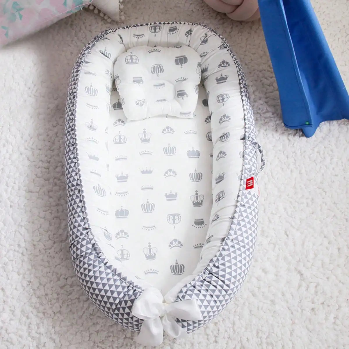Baby Nest for Co Sleeping/ Portable Bed